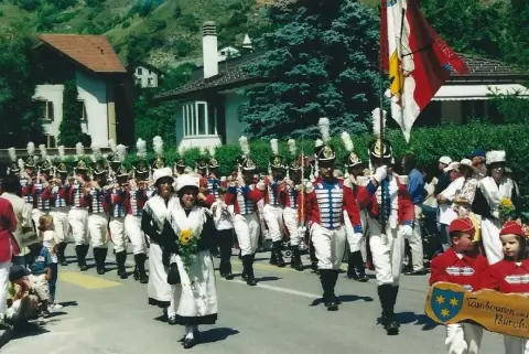 Oberwalliser Tambouren- und Pfeiferfest in Raron 2001, Foto 1