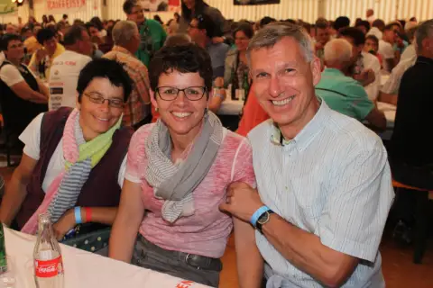 Oberwalliser Tambouren- und Pfeiferfest in Bürchen 2015, Samstag, Leute, Foto 19