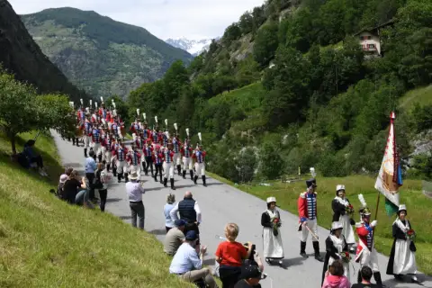 Oberwalliser Tambouren- und Pfeiferfest in Eisten 2024, Foto 11